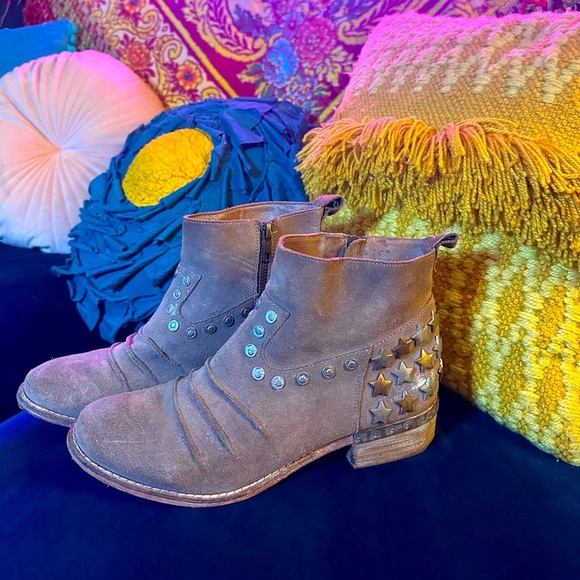 MIA Shoes - RARE MIA Limited Edition studded booties sz 7.5